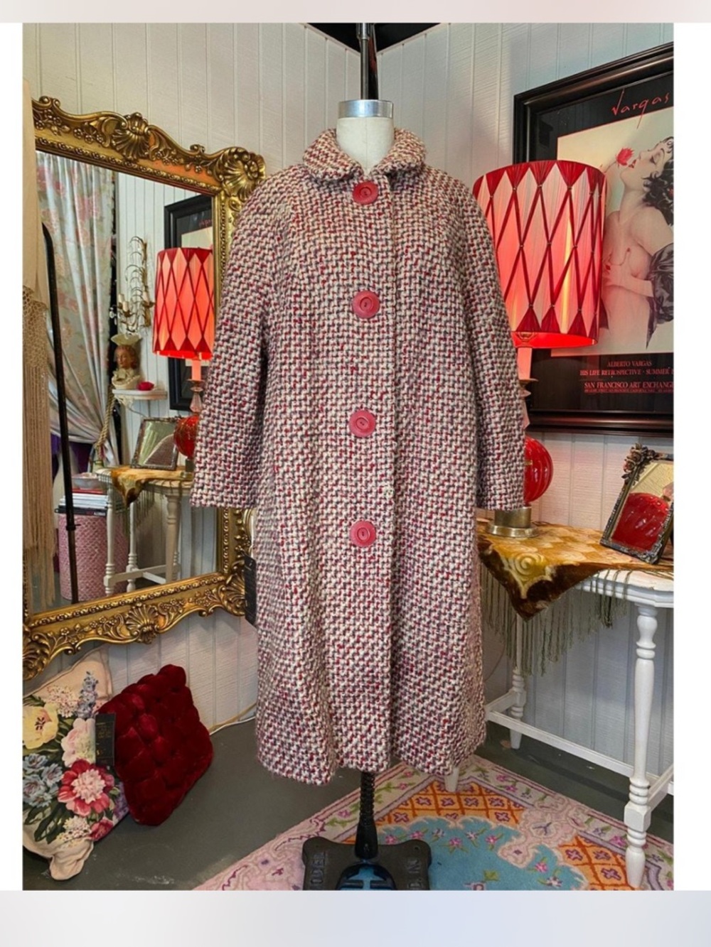 Vintage 1950s coat Size Medium